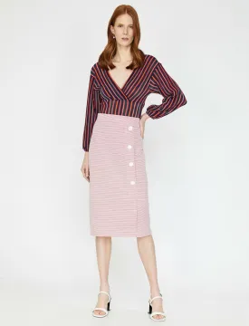11833 Red Button Detailed Midi Skirt