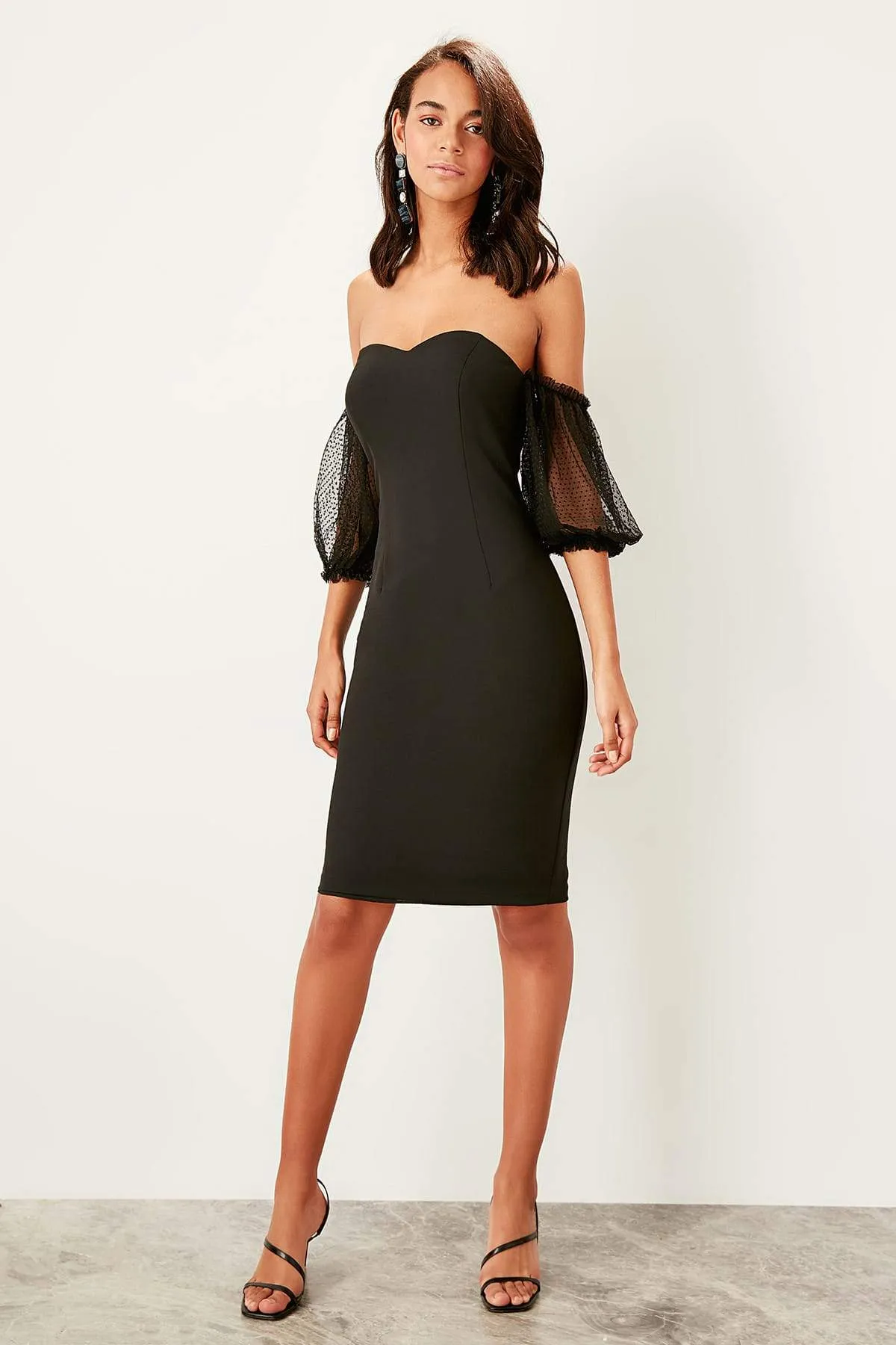 13345 Black Off-Shoulder Tulle Sleeve Dress