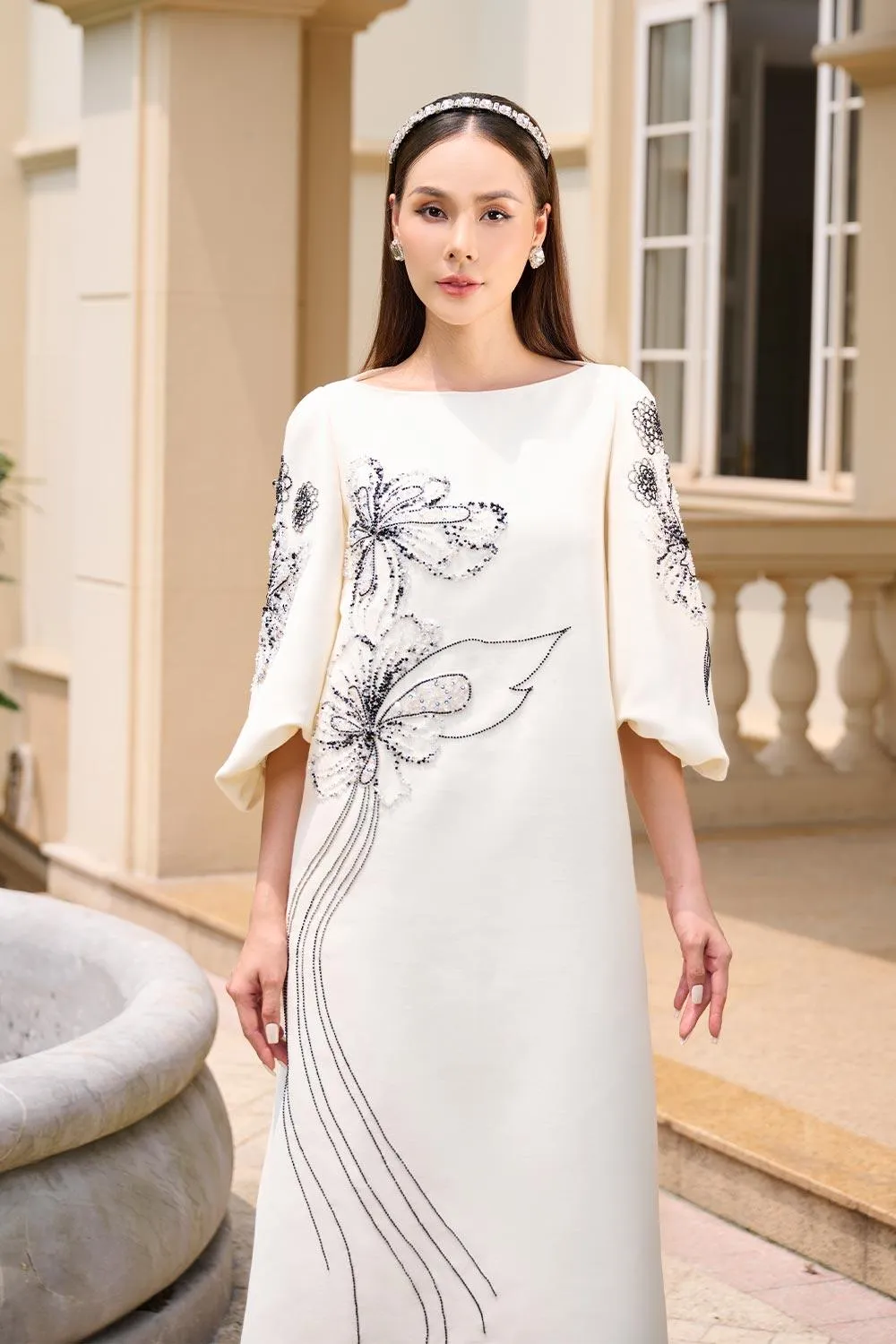 Catarina Trapezoid Boat Neck Taffeta Below The Knee Dress