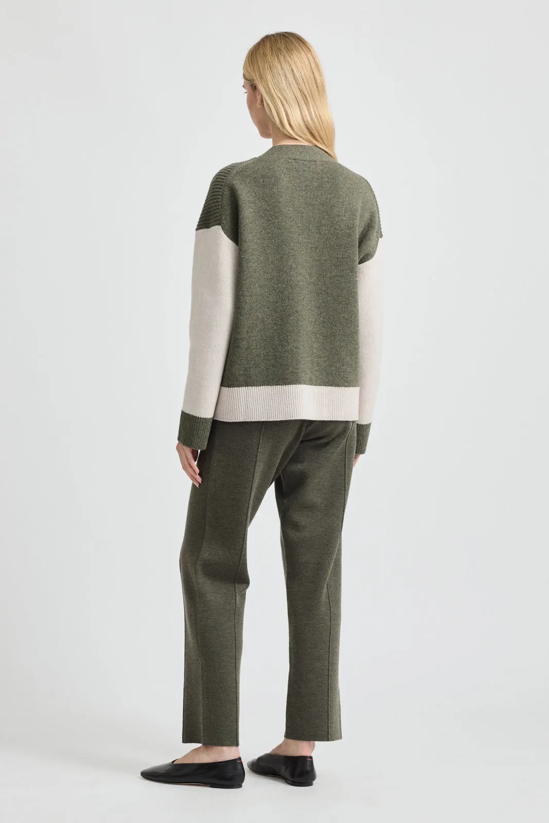 CONTRAST TRIM CARDIGAN