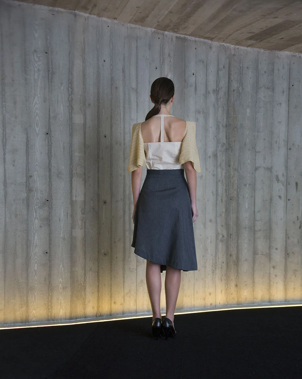 LOOK_04T_16