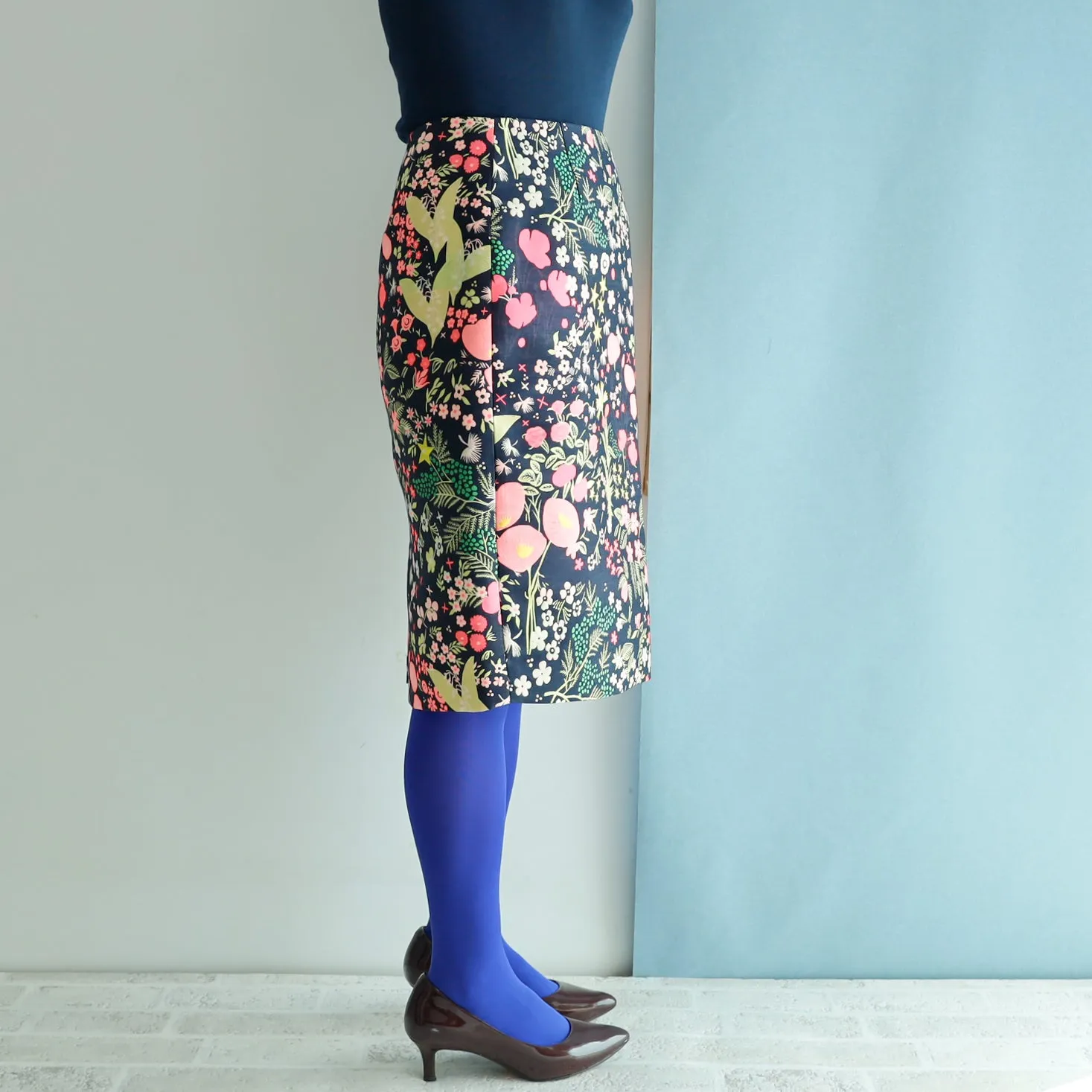 <RS19S30A> CRAZY WOVEN TEXTILE  tight skirt