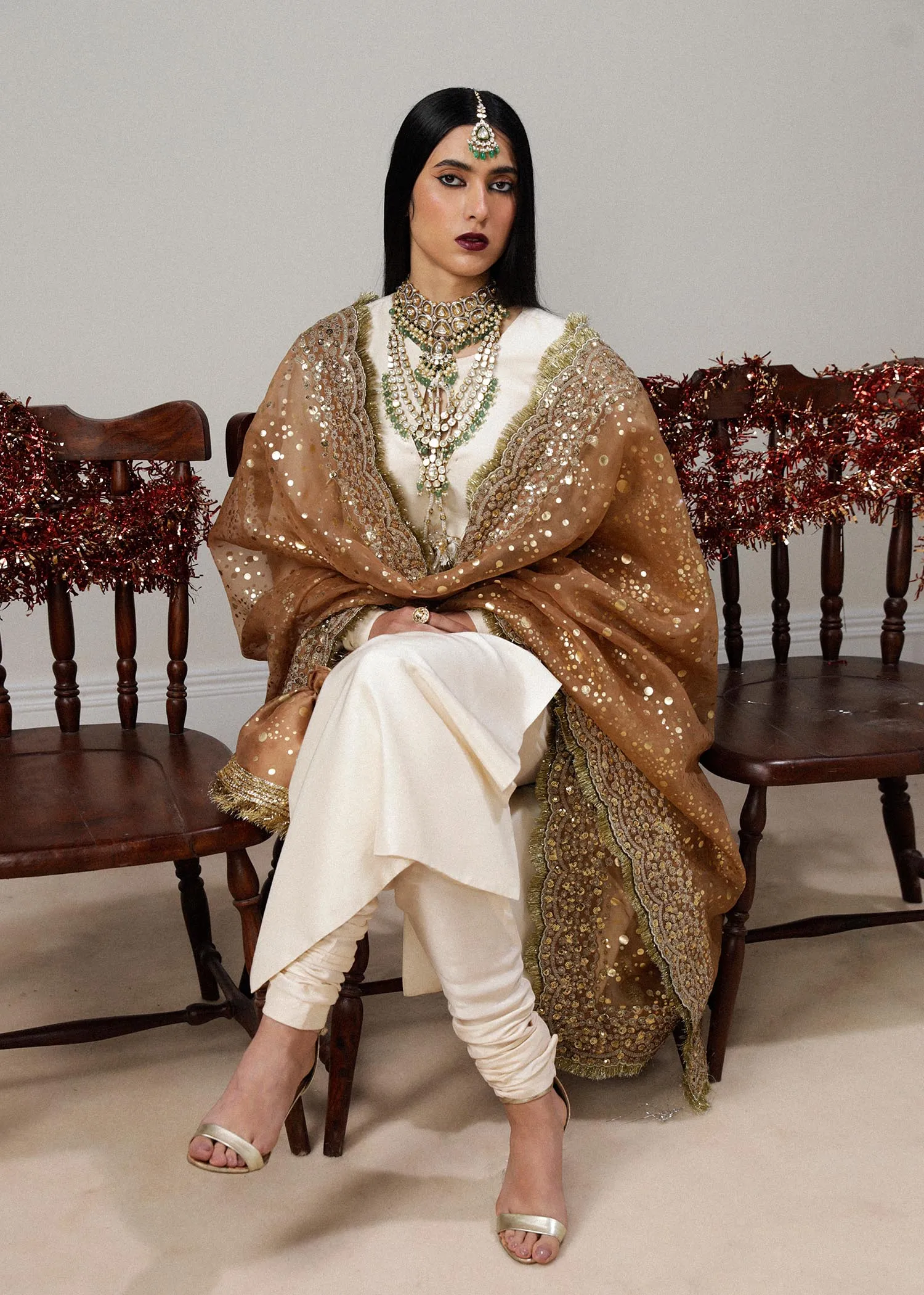 Luxury Pret Aw 24 - Paara