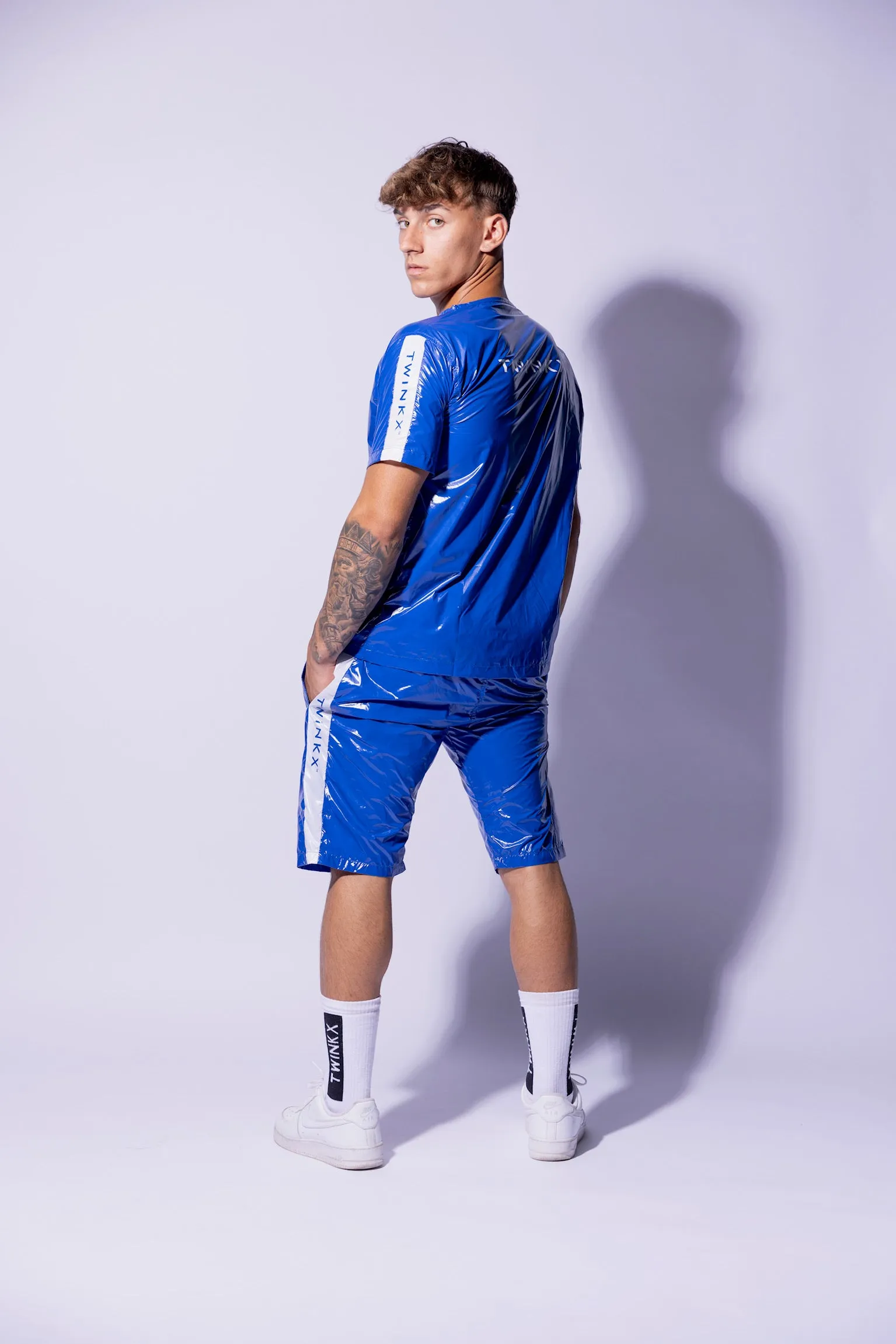 midnight t-shirt I blue 🏄‍♂️ ocean I nylon