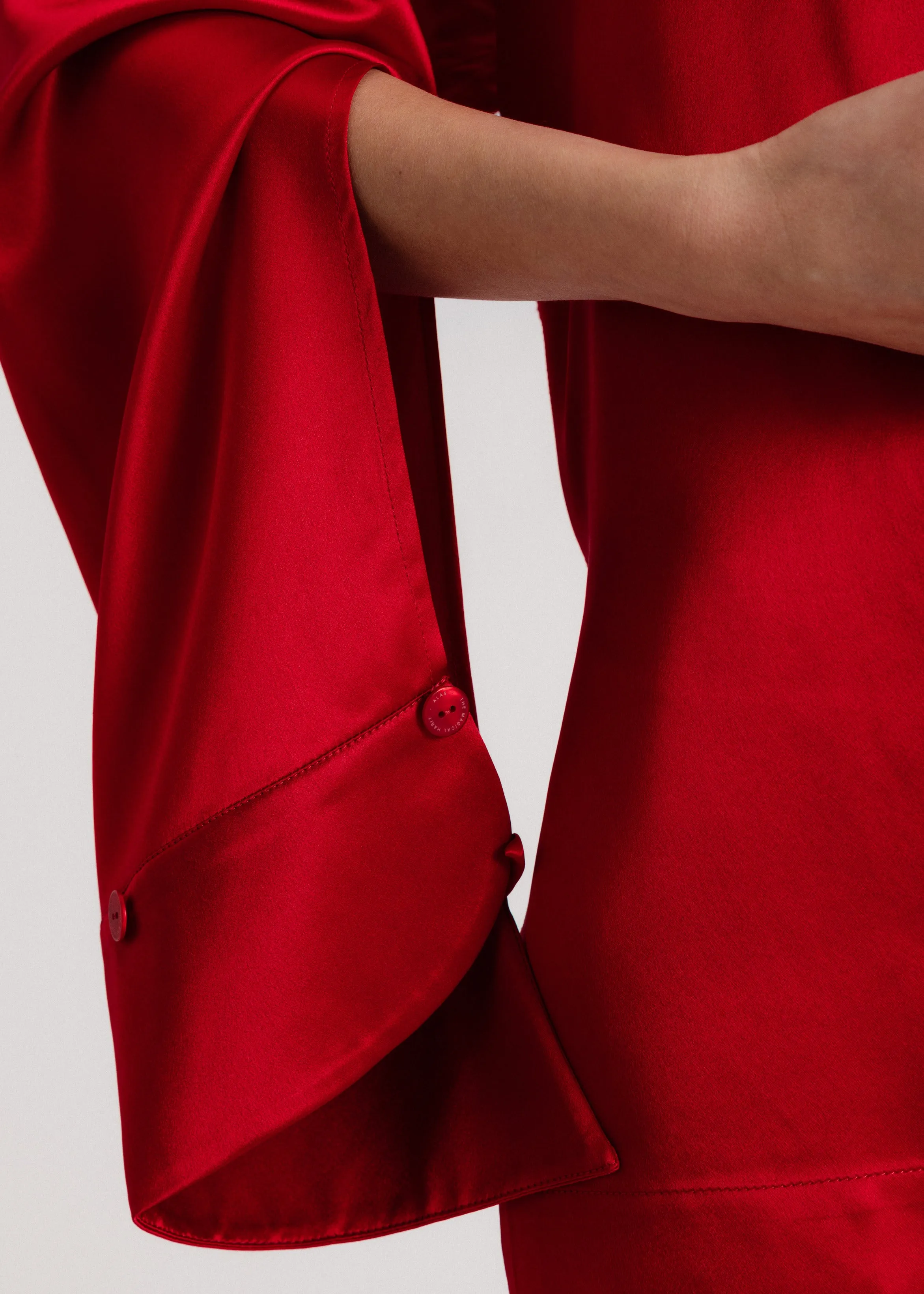 The Signature Silk Set in Red