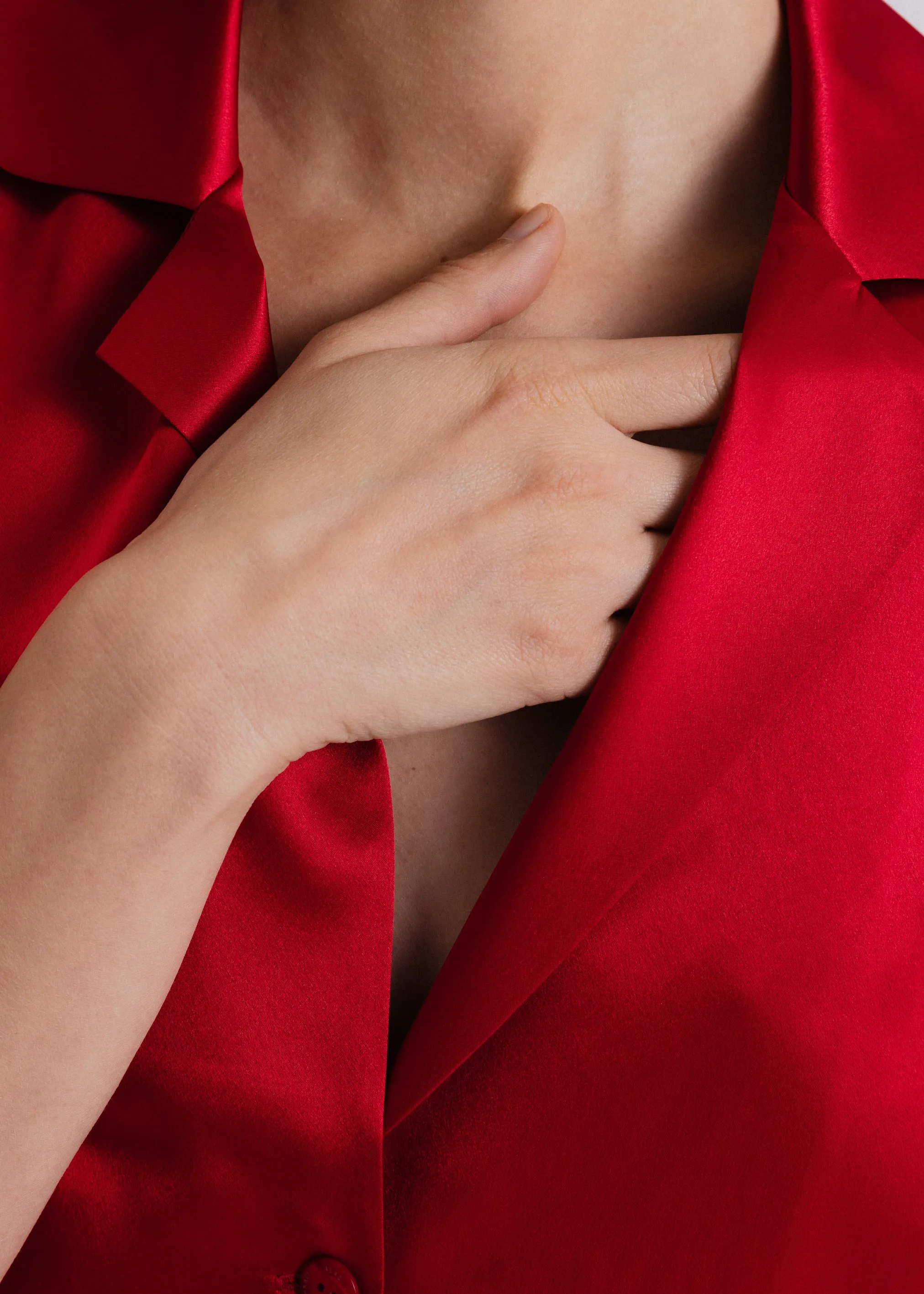 The Signature Silk Set in Red
