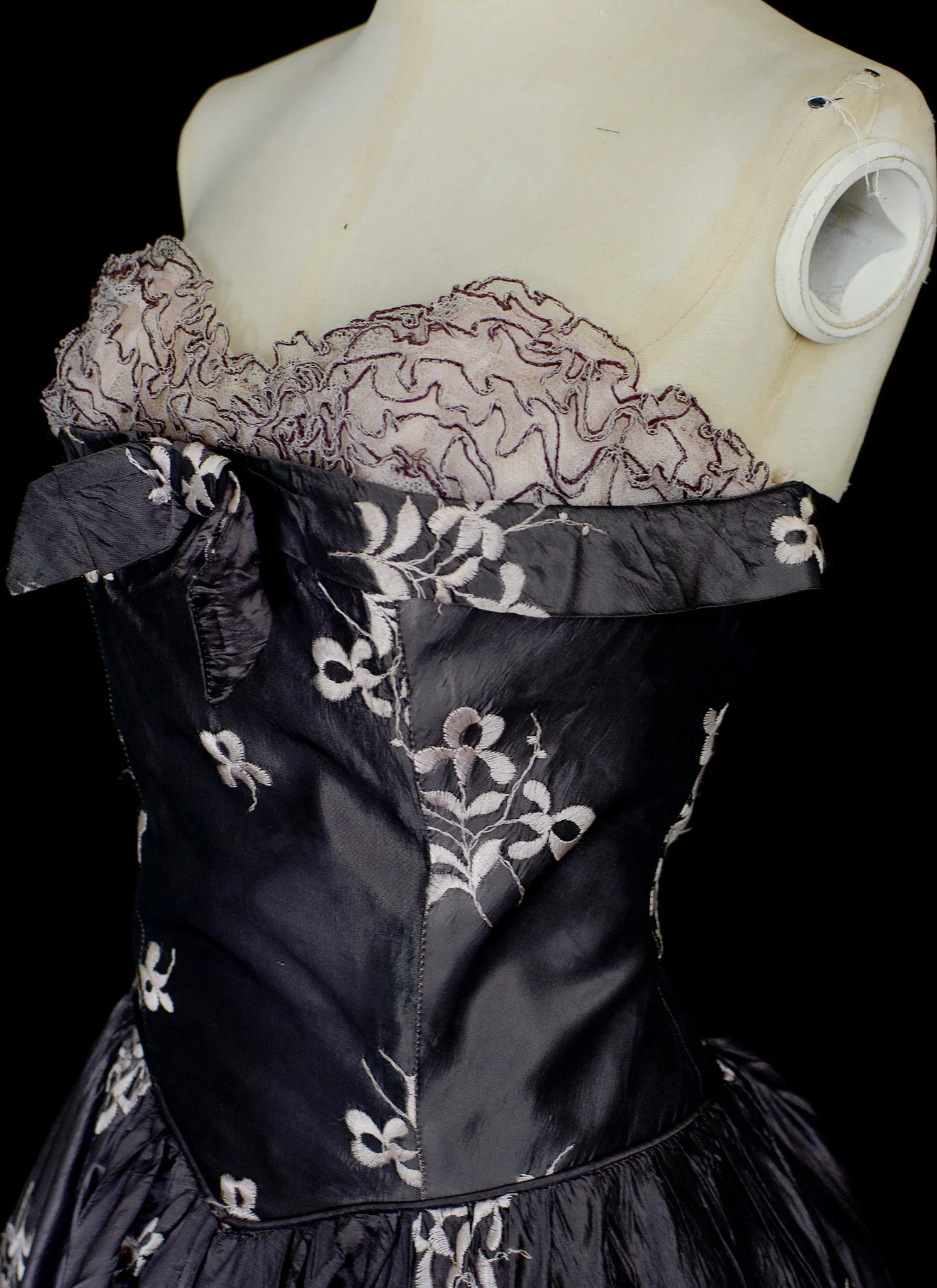 Vintage 1950s Grey Taffeta Cocktail Dress