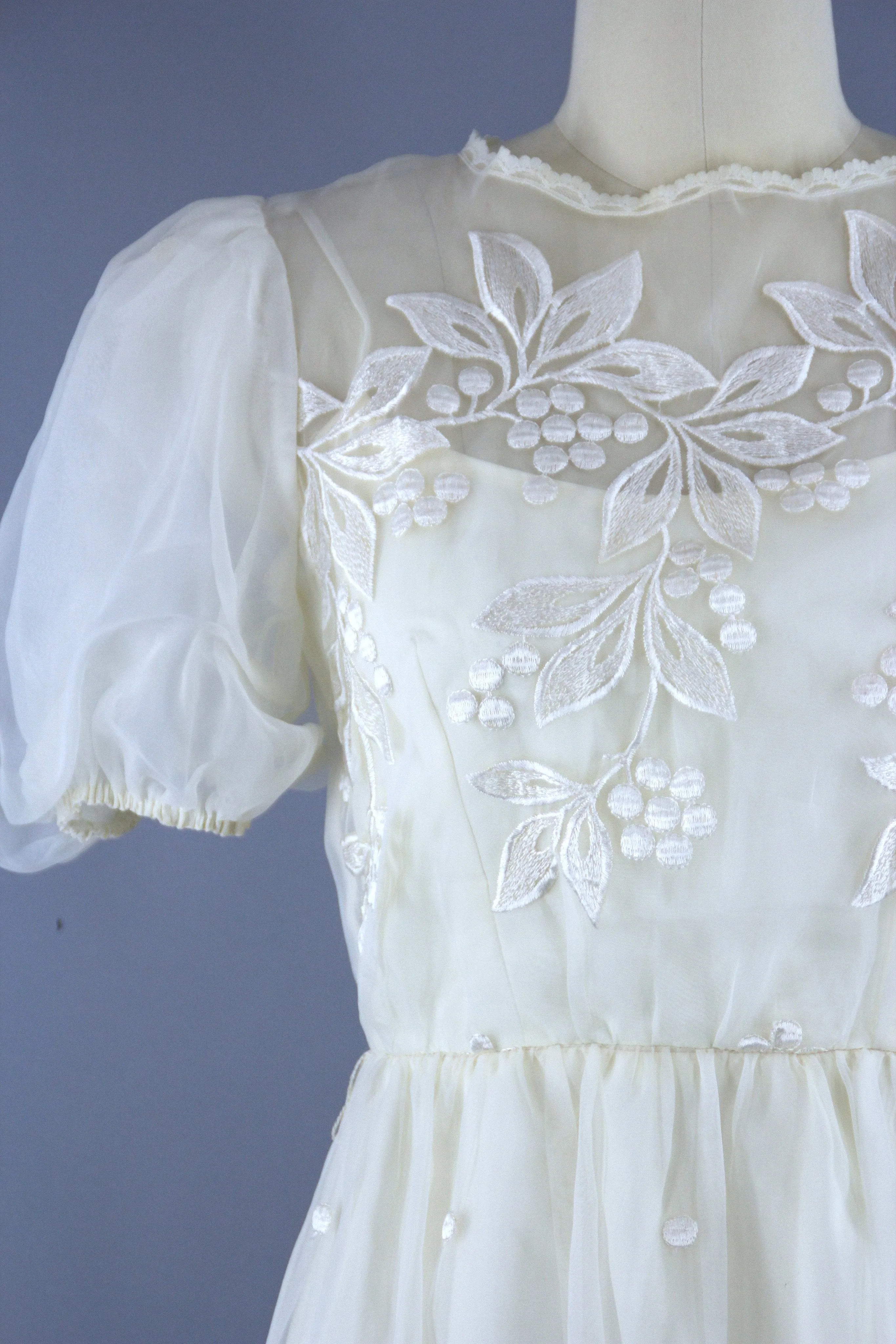 Vintage 1980s Chiffon Lace Party Dress